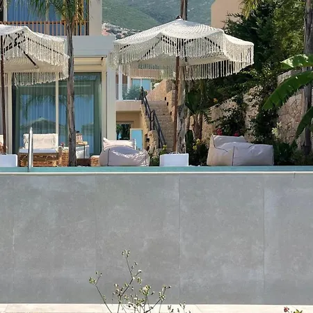 Infinity Coast بالاسي